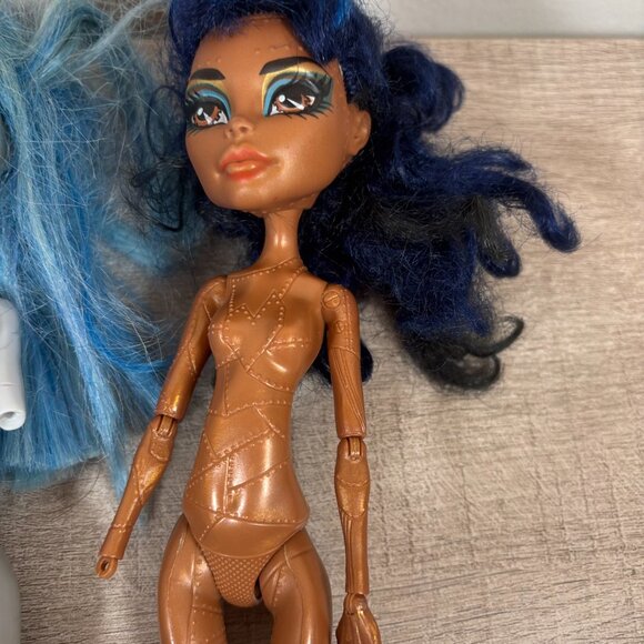 Lot of 5 Monster High Dolls - Picture 4 of 8